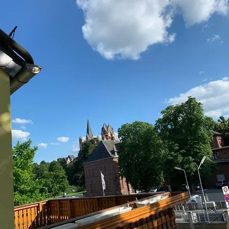 Zum Weissen Ross بيت ضيافة 2*