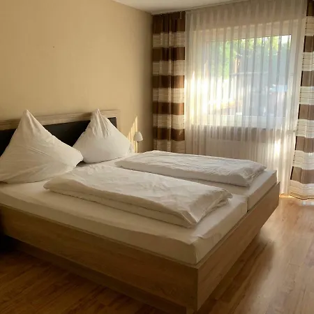 Zum Weissen Ross 2* ليمبورغ ان دير لان